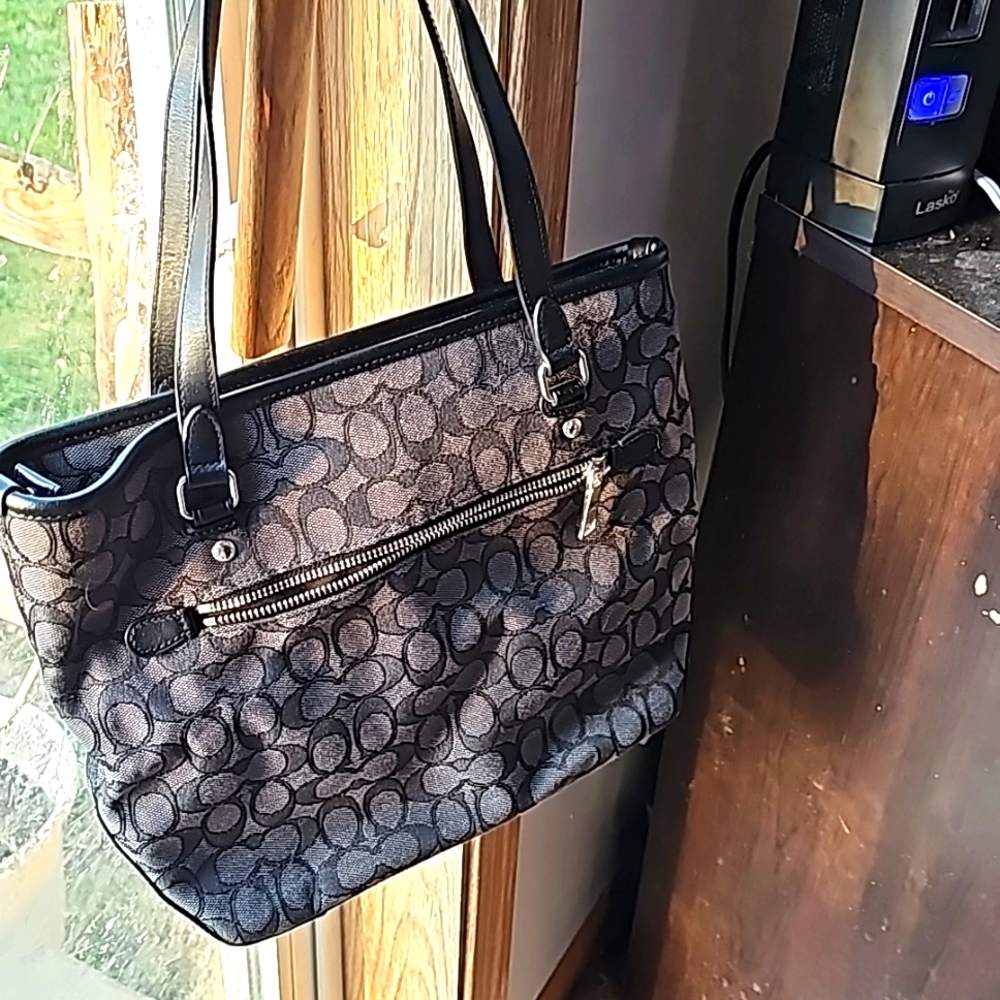 Coach handbag
